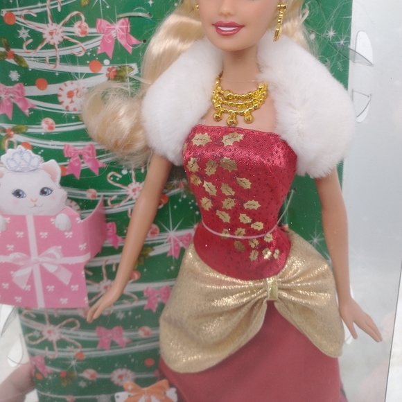 Barbie Holiday Wishes 2009 NIB Christmas Collectable Red Gold Mattel Doll New - Picture 3 of 11